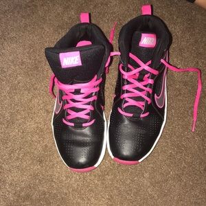 kids black and pink Nike shoes